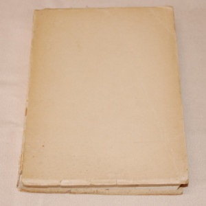 E.E. Tuompo Metsästäjän valtakunnassa